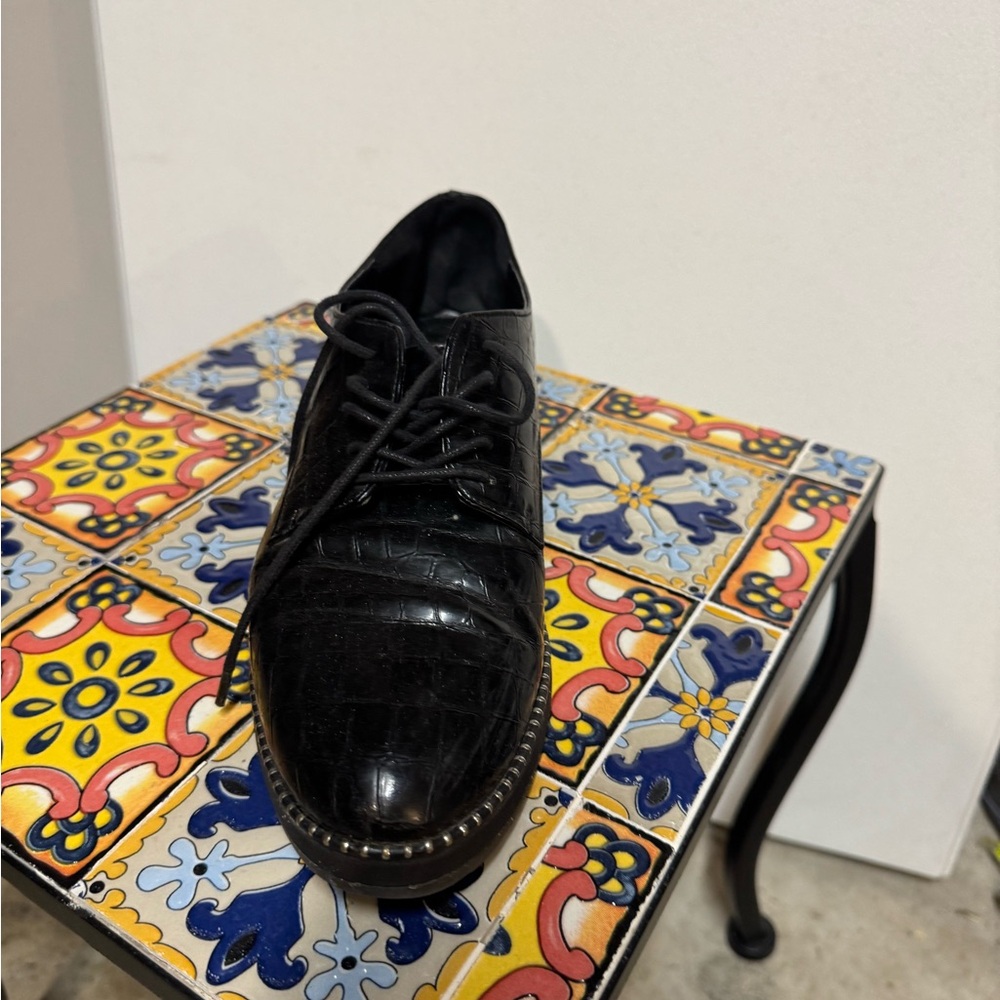Aldo Black Croc-Embossed Oxfords